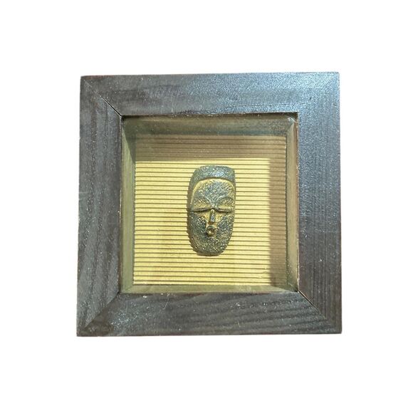 Two African Ceremonial Head Figure Shadow Boxes in Brown Wood Frame - Picture 2 of 8